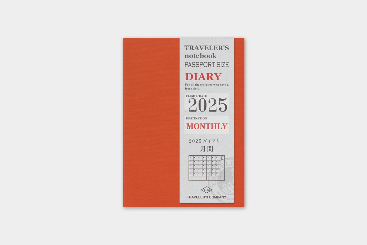 Traveler's Notebook 2025 - LOVE AND TRIP - Monthly Diary - Passport size