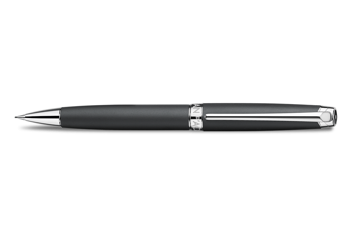 Caran d'Ache Léman Black Matt Vulpotlood