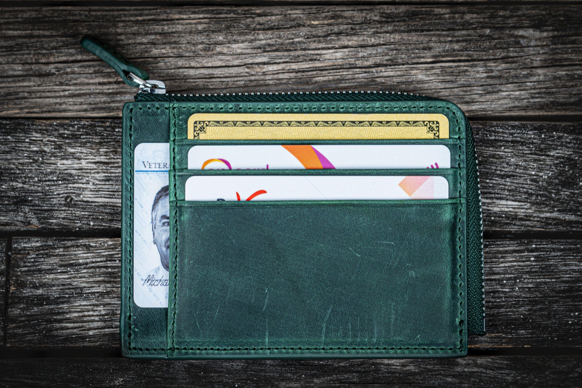 Galen Leather Zippered Mega Mini Wallet - Crazy Horse Forest Green