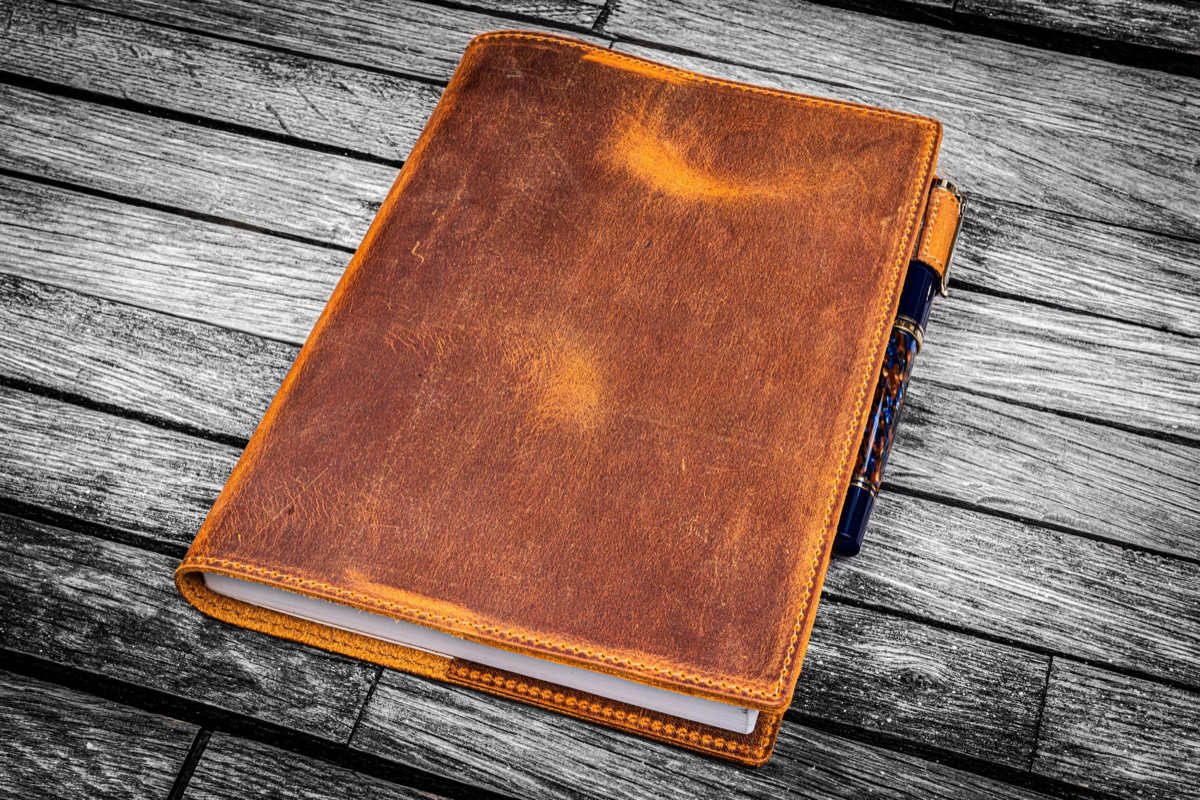 Galen Leather Slim A5 Notebook/Planner Cover - Crazy Horse Brown