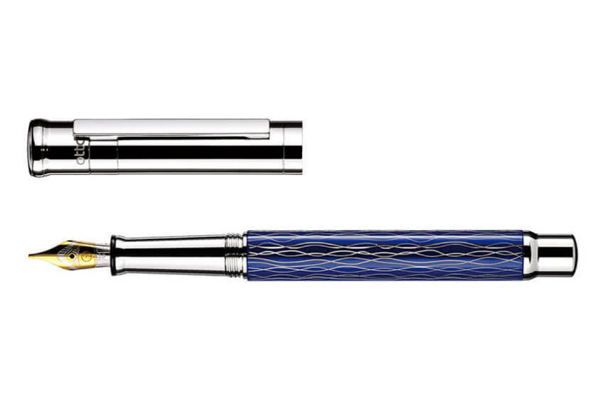 Otto Hutt Design 04 Blue Wave Vulpen