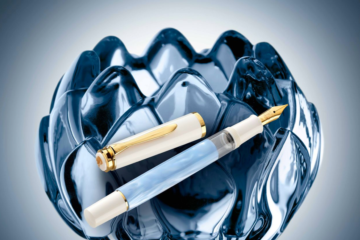 Stylo bille Pelikan Classic 200 Pastel-Blue, Résine, Édition