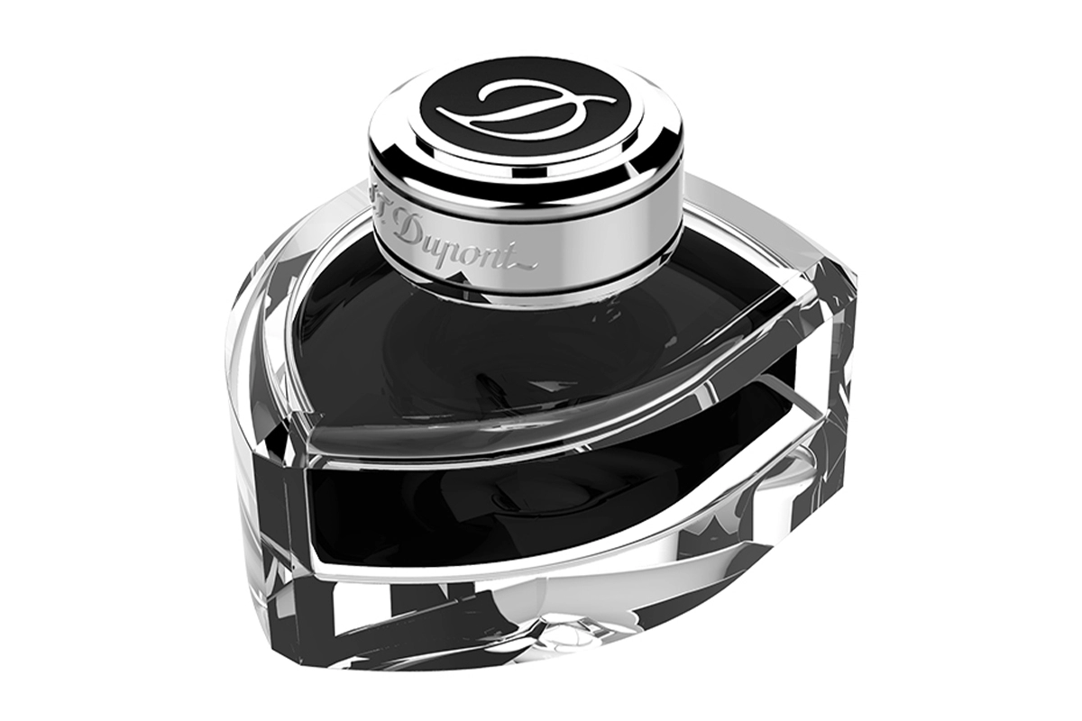 Een ST Dupont Line D Inktpot Intense Black koop je bij P.W. Akkerman Amsterdam