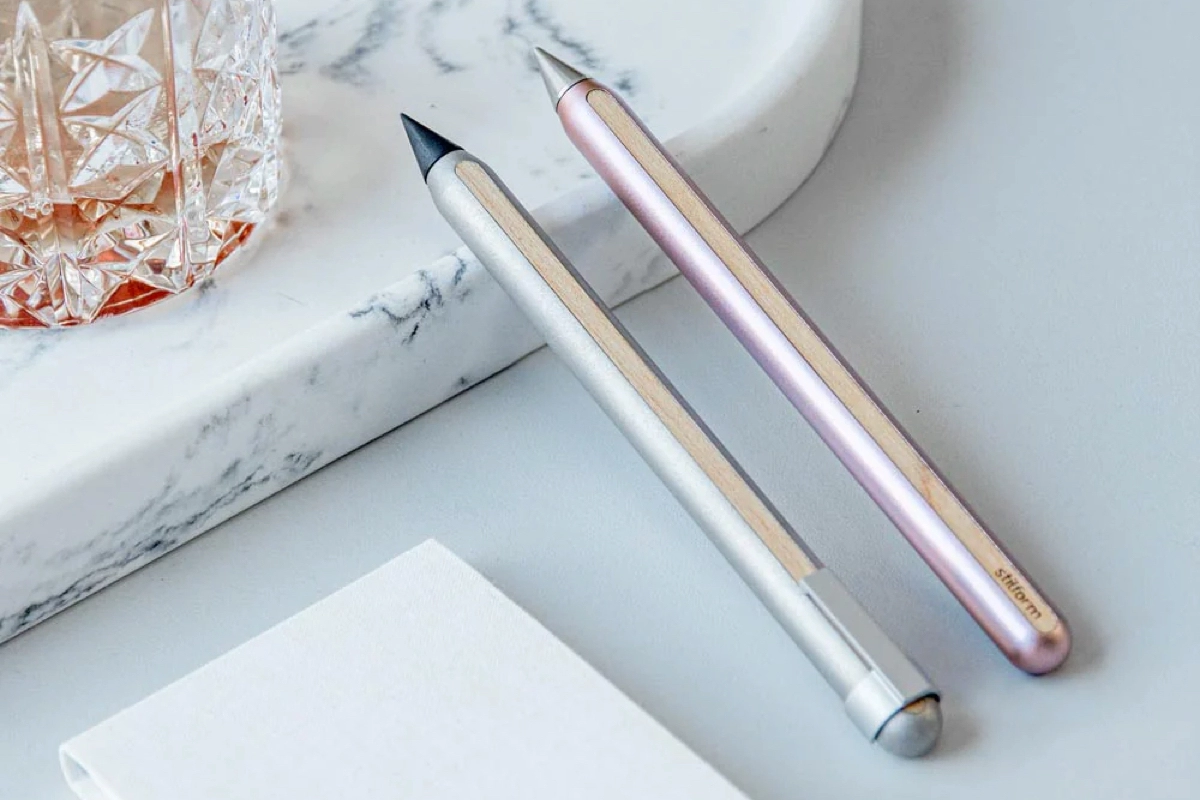 Een Stilform AEON Pencil Magnesium Matt koop je bij P.W. Akkerman Amsterdam